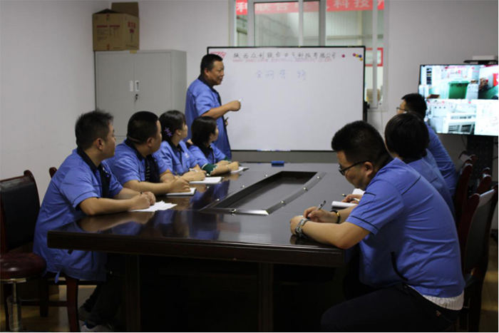 眾利聯(lián)合李總對(duì)銷(xiāo)售部進(jìn)行了培訓(xùn)會(huì)議